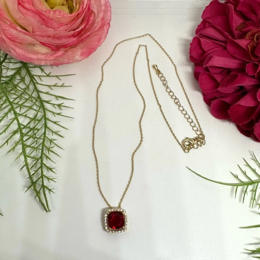 NEW⚜️ Red Crystal Charm Necklace